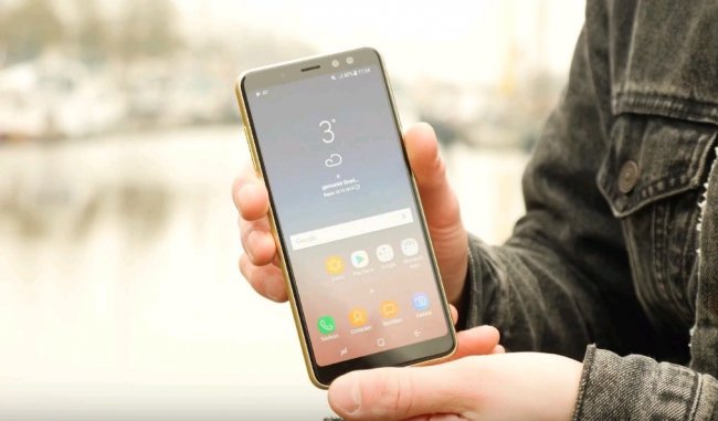����� ���������� � �������� Samsung Galaxy A8 ������ � ����