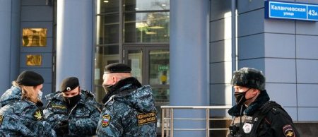 Совладельца производителя сырков «Б. Ю. Александров» объявили в розыск